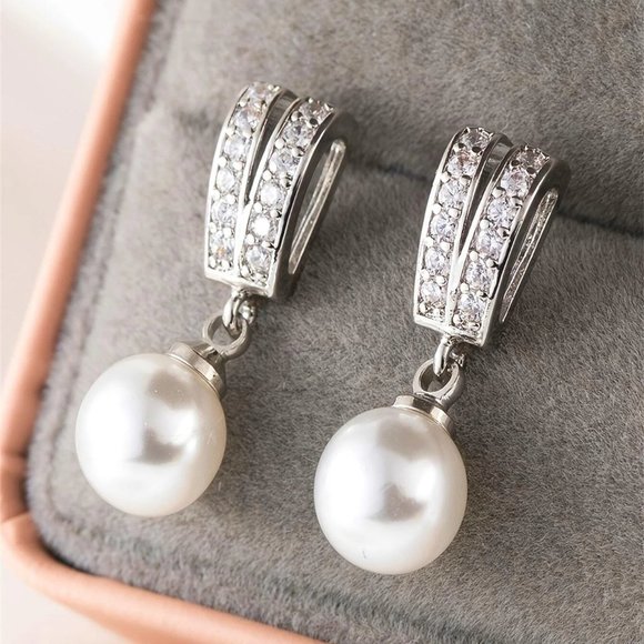 Elegant Women Imitation Pearl Drop Earrings Dainty Girl Temperament Ear Jewelry - Picture 4 of 4